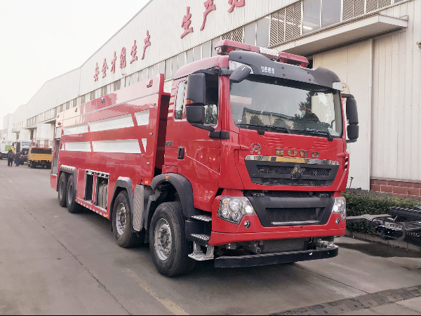 重汽24噸泡沫消防車