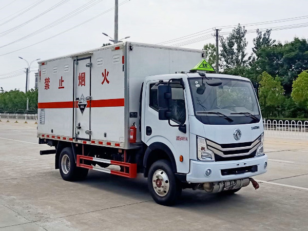 東風藍牌腐蝕性物品廂式運輸車