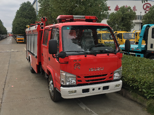 慶鈴遠(yuǎn)程供水管線車